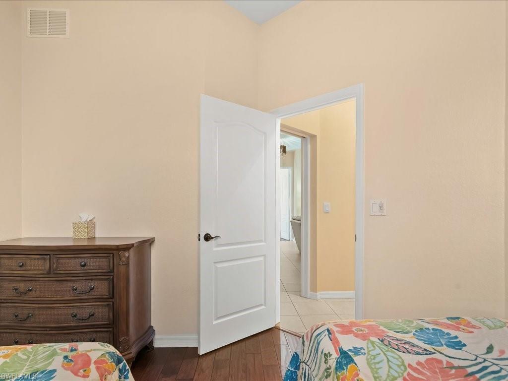 BRIARWOOD - Residential