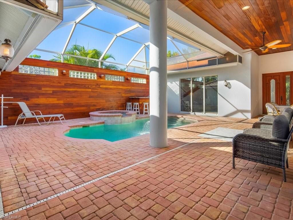 BRIARWOOD - Residential