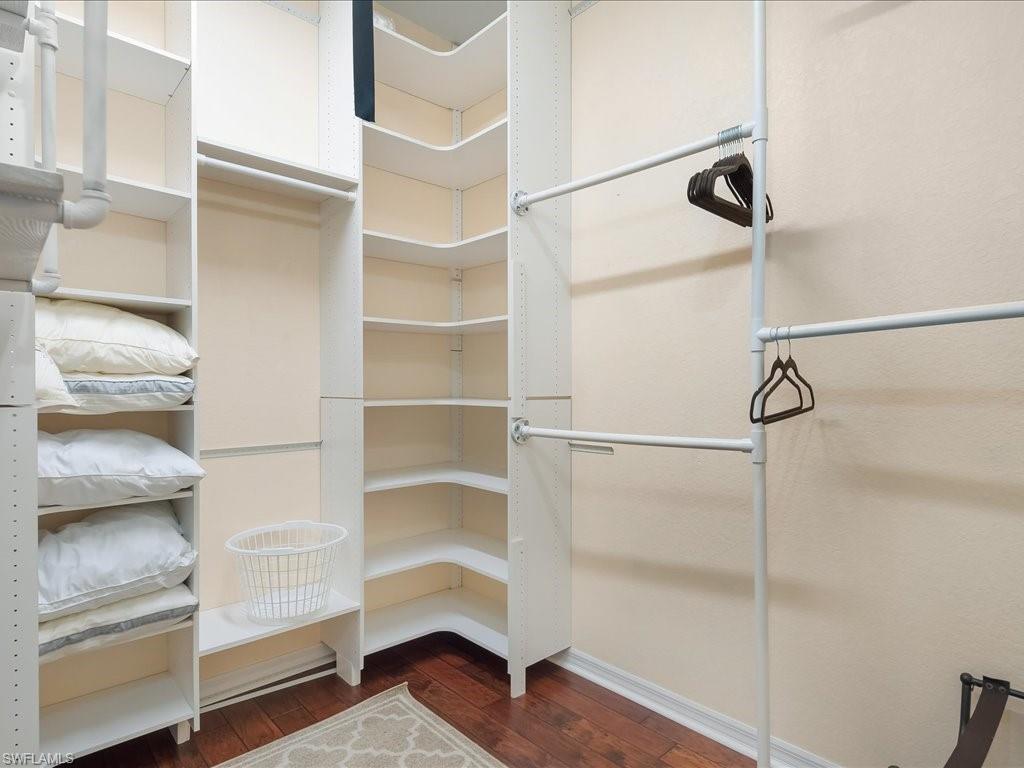 BRIARWOOD - Residential