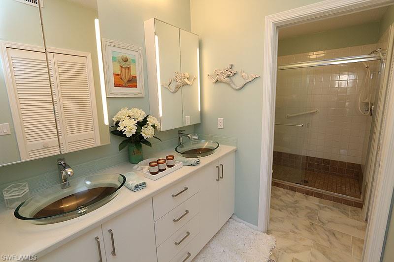 BARRINGTON AT PELICAN BAY - Residential Lease