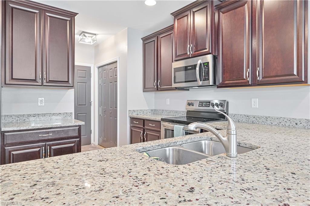 LINDSFORD - Residential