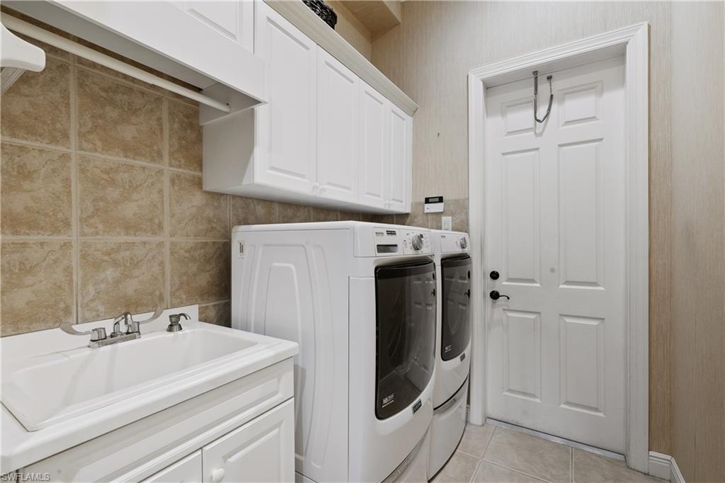 FAIRWINDS - Residential