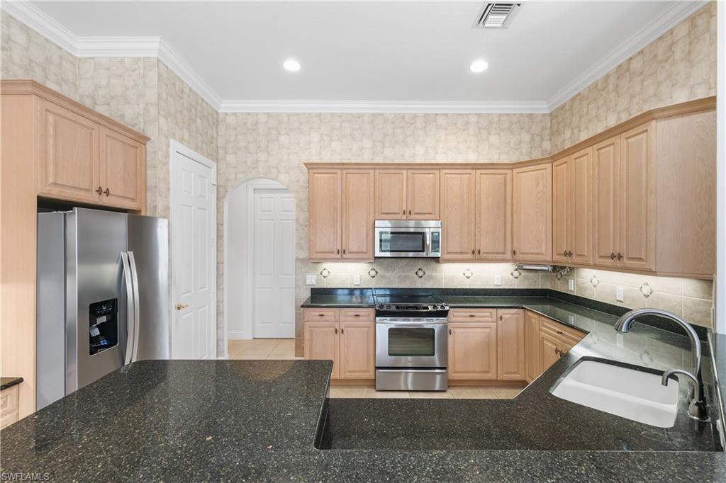 FAIRWINDS - Residential