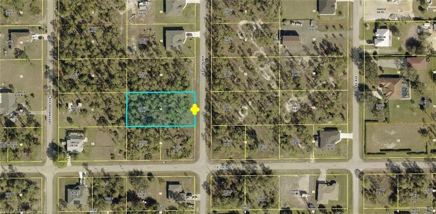 Double the potential, double the opportunity! These two adjacent half acre lots located at 1403 & 1405 8th Ave  present an incredible chance for the savvy buyer. Conveniently located near Richmond Ave N & E 14th St. Enjoy no HOA and no deed restrictions. Build your dream home on one and keep the other for investment or additional space. With these combined lots, your options are limitless – seize this unique opportunity to own this 1 acre lot today!"