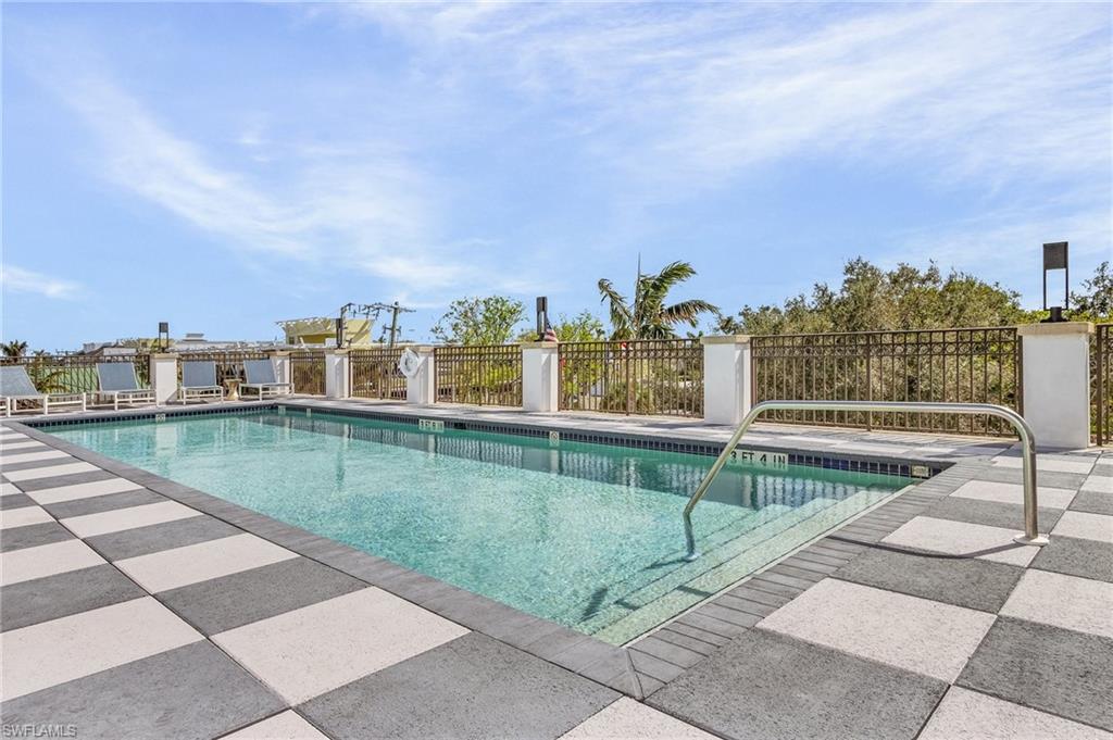 780 FIFTH AVENUE SOUTH - Residential