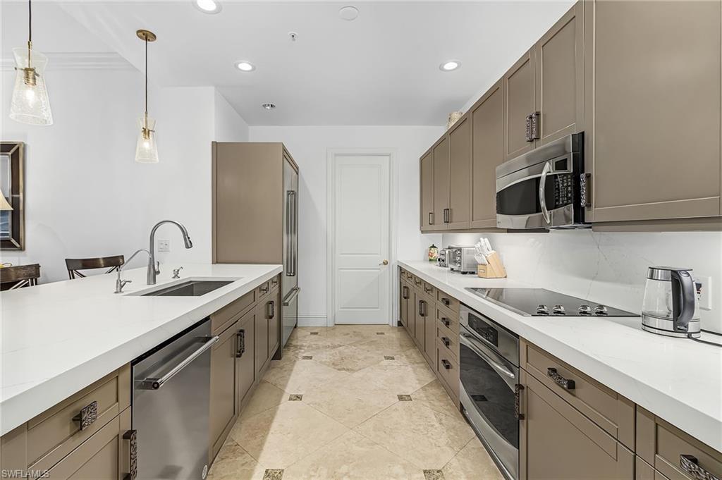 780 FIFTH AVENUE SOUTH - Residential