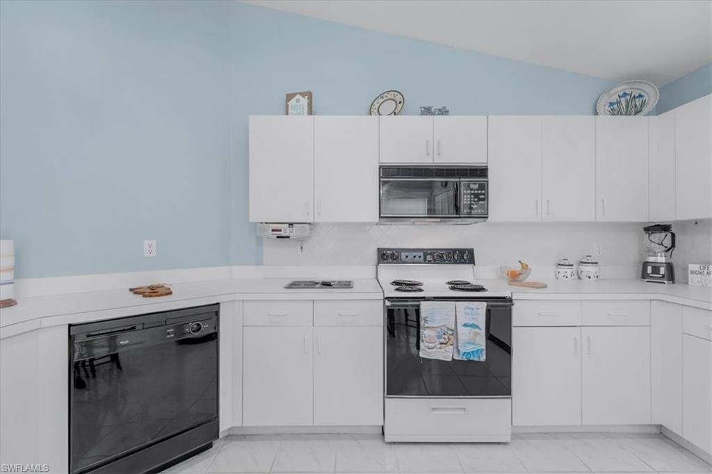 SUMMERLIN TRACE CONDO - Residential