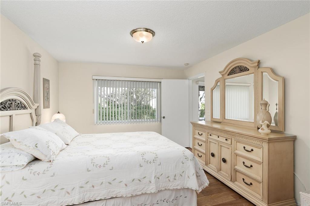 VILLAGES AT EMERALD LAKES - Residential