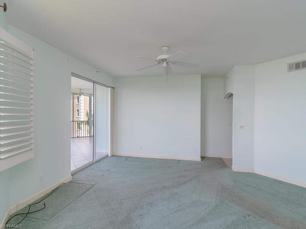 VINTAGE BAY - Residential