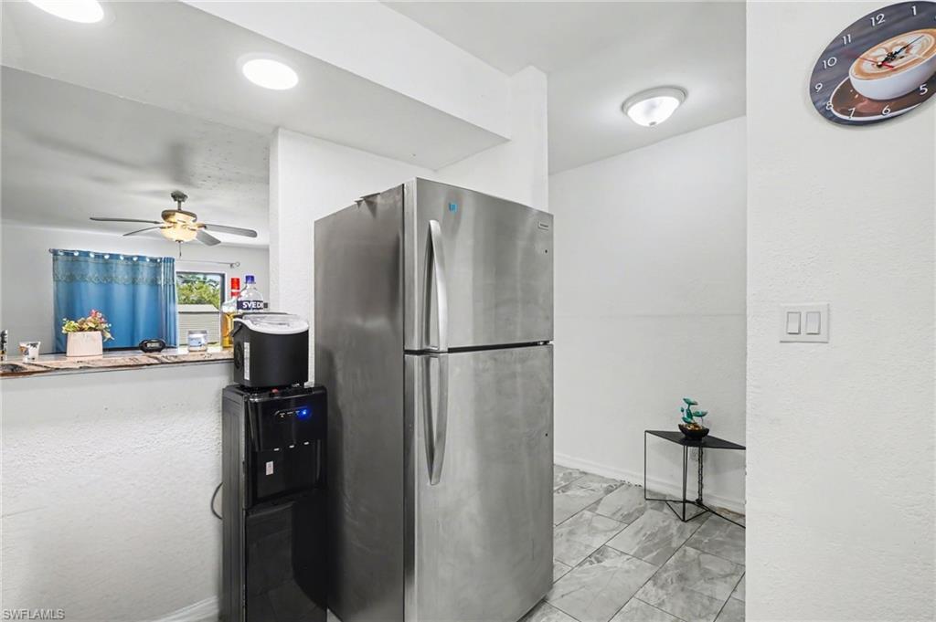 PARADISE SHORES - Residential