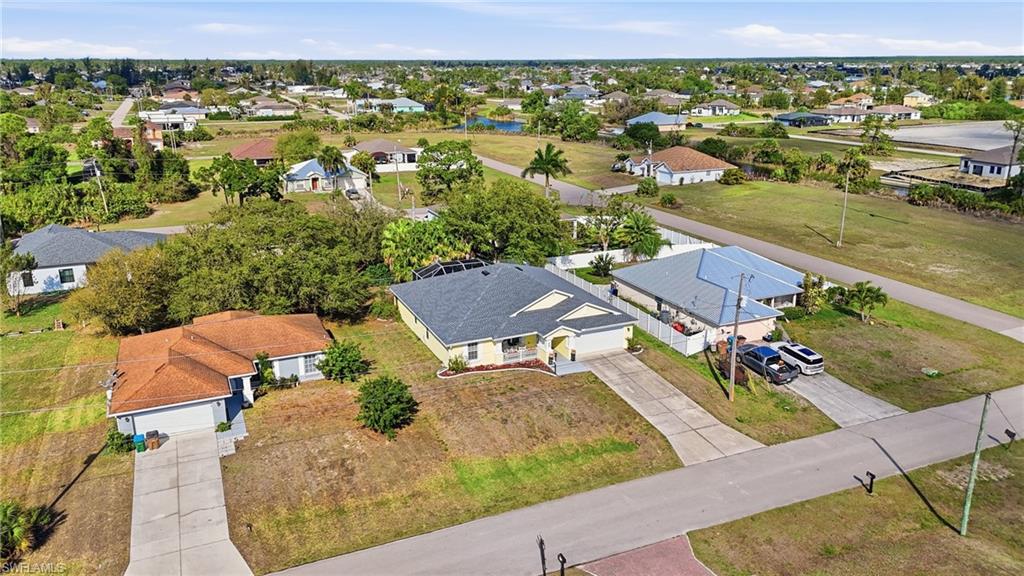 CAPE CORAL - Residential
