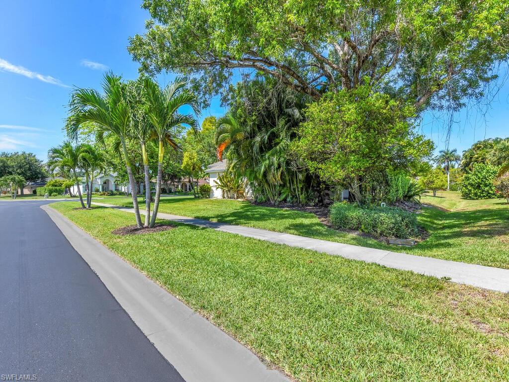 BRIARWOOD - Residential