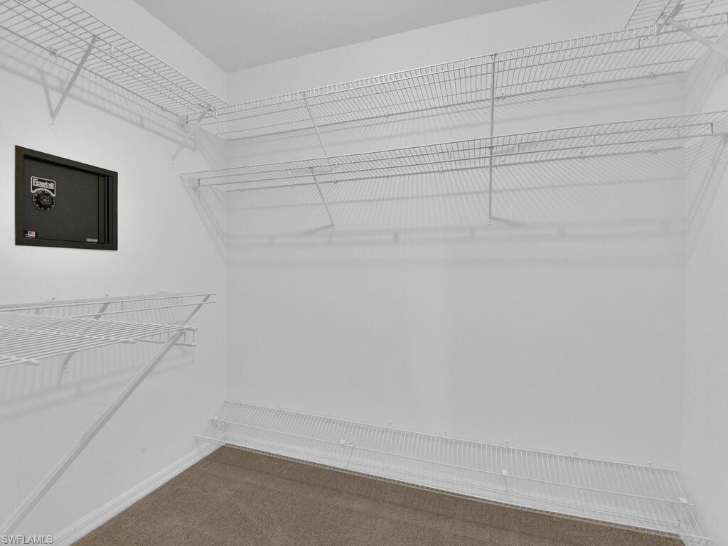 BRIARWOOD - Residential