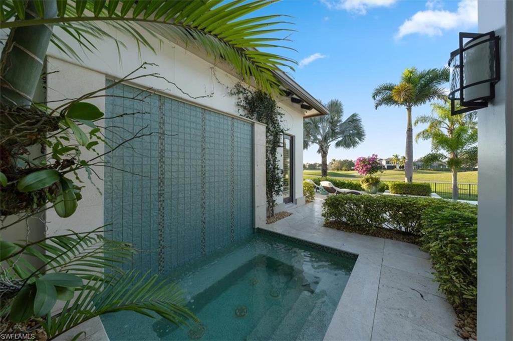 QUAIL WEST - Residential