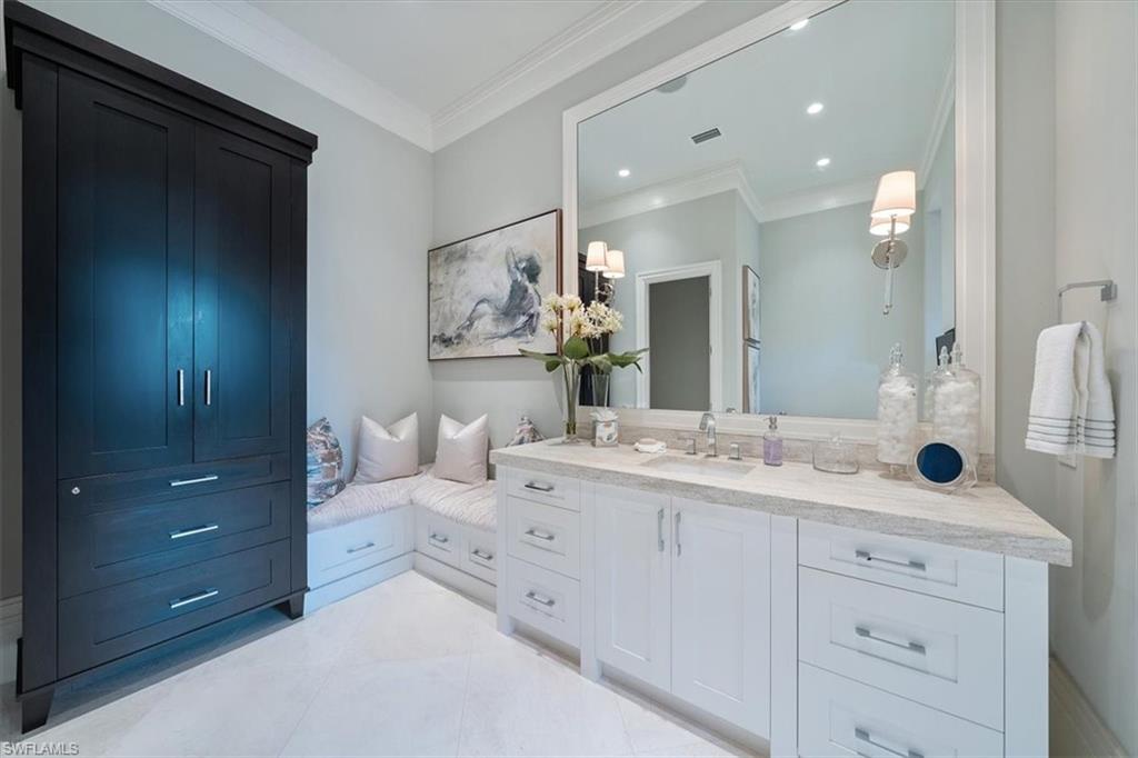 QUAIL WEST - Residential