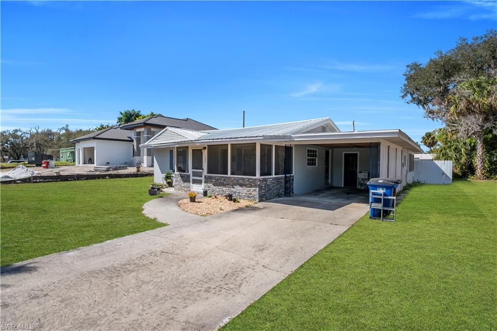 NORTH FORT MYERS - Residential