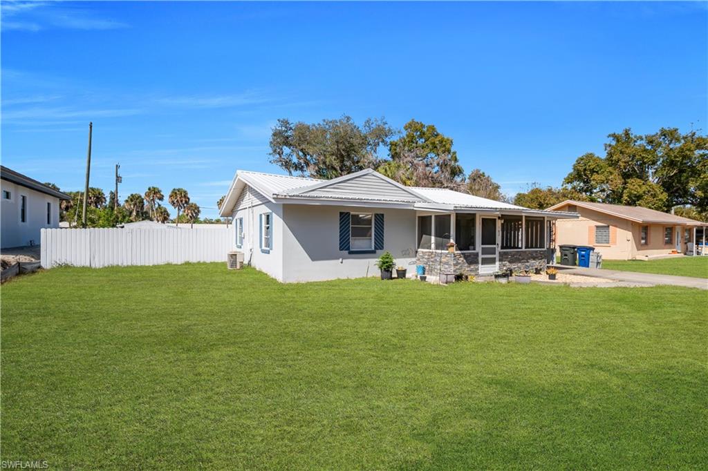 NORTH FORT MYERS - Residential