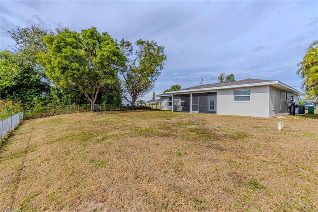 CAPE CORAL - Residential