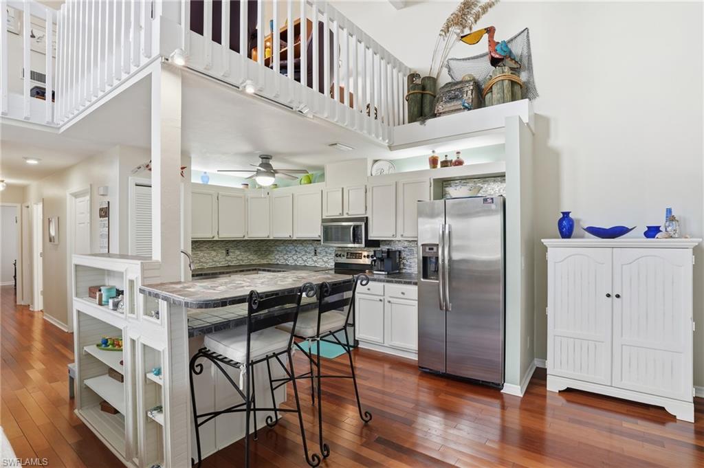 FLAMINGO LAKES - Residential