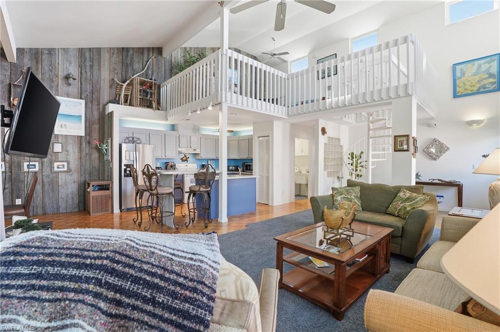 FLAMINGO LAKES - Residential