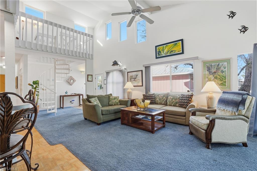 FLAMINGO LAKES - Residential