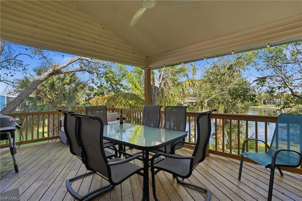 FLAMINGO LAKES - Residential