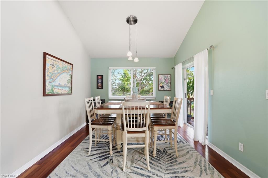 FLAMINGO LAKES - Residential