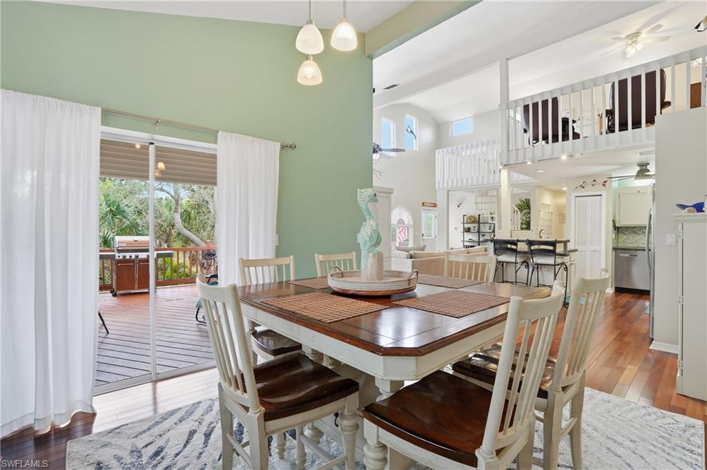 FLAMINGO LAKES - Residential