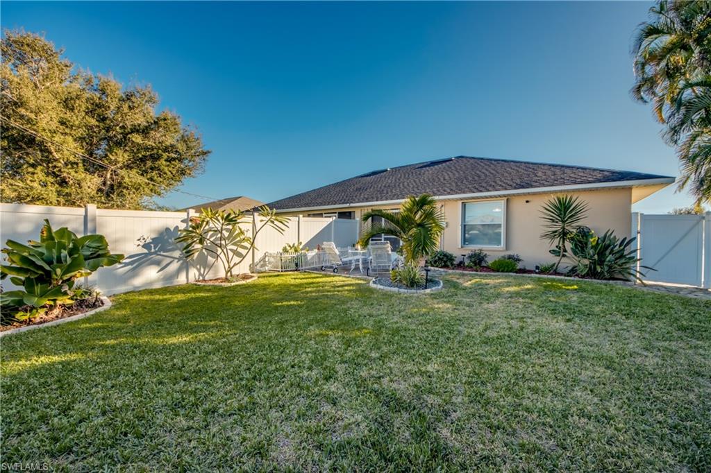 CAPE CORAL - Residential