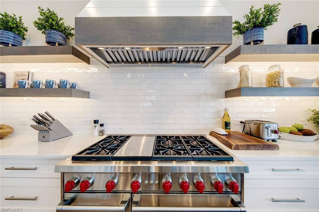 BONITA BEACH - Residential