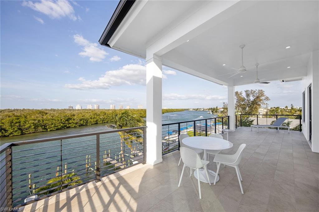 BONITA BEACH - Residential