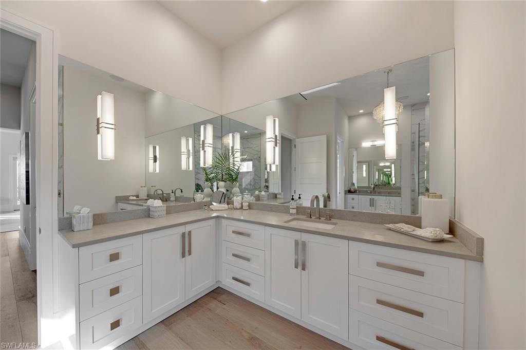 BONITA BEACH - Residential