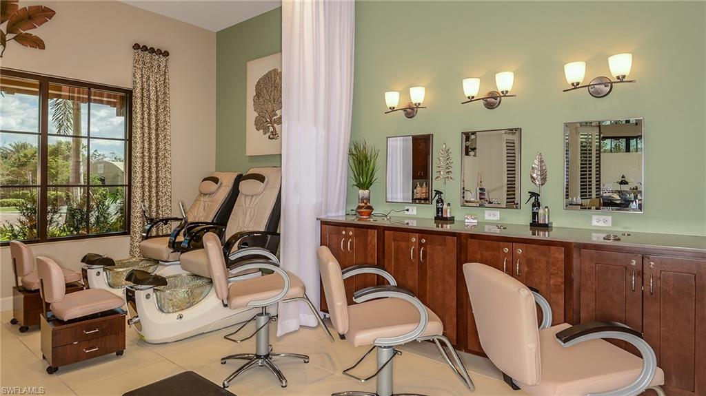 ESPLANADE - Residential