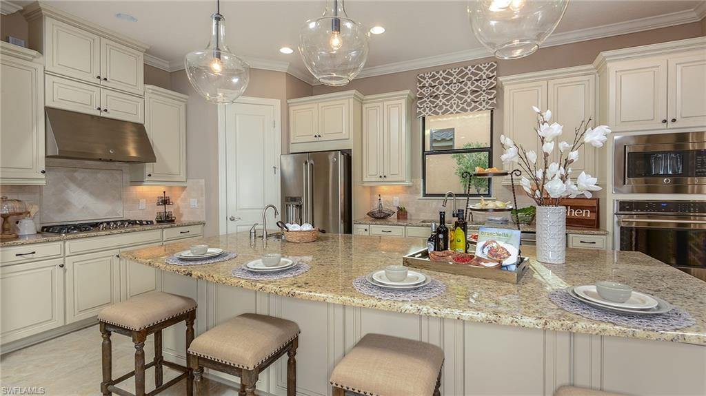 ESPLANADE - Residential