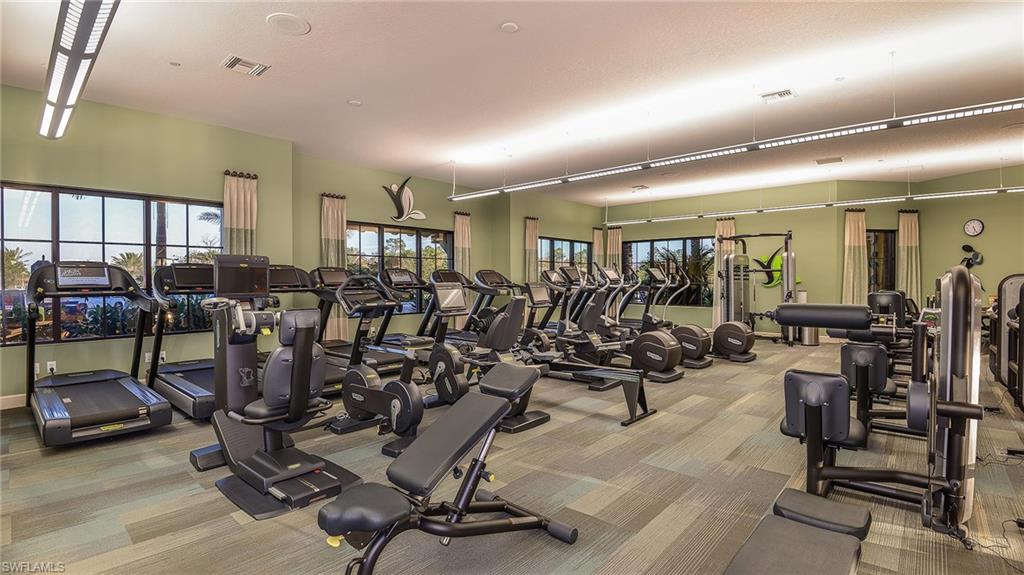 ESPLANADE - Residential