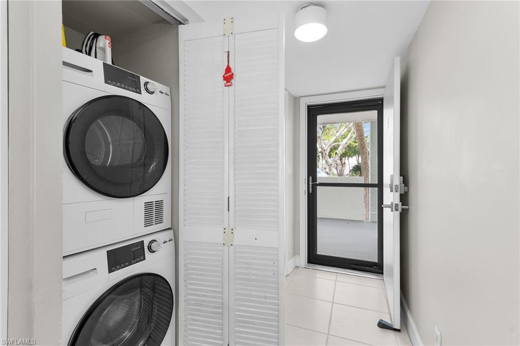 RIVERSIDE CLUB - Residential