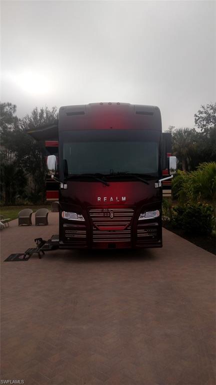 GOLDEN PALMS LUXURY MOTORCOACH RESORT - Land