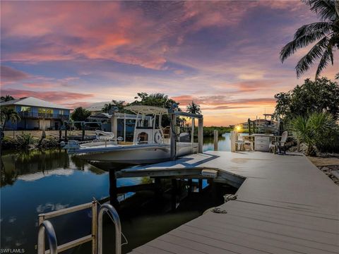 405 Grenada AVE NAPLES FL 34113