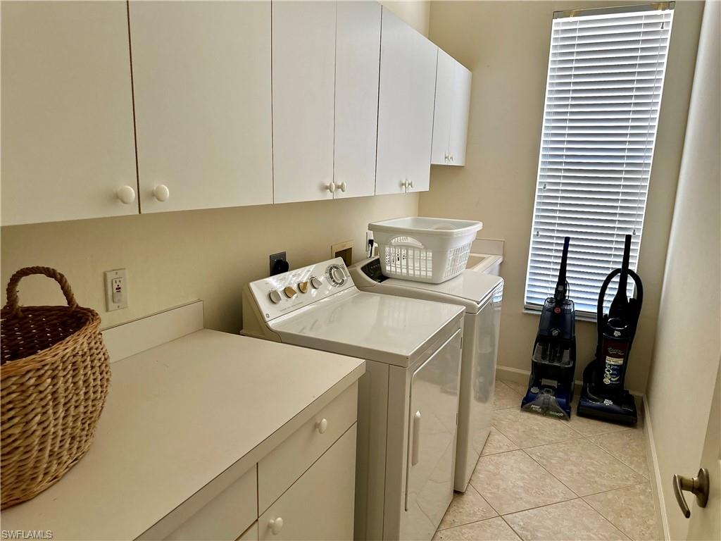 HUNTERS RIDGE - Residential