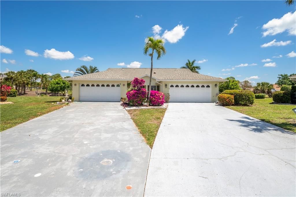 Photo of 103 Tanglewood CT #128-1, NAPLES, FL 34113 (MLS # 226017754)