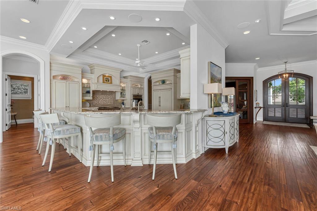 MOORINGS - Residential