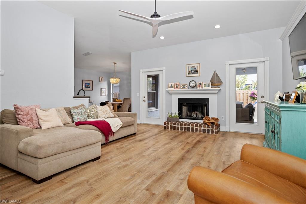 SEMINOLE PARK - Residential