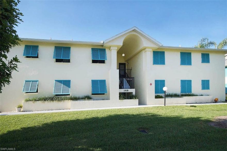 Sunny,Southern exposure at the second floor THREE bedroom corner condo. Wide open great room with multi sliding doors and CATHEDRAL ceilings looks out to the pool. The large screened lanai has easy care white tile floors and electric shutters. Light neutral white kitchen with breakfast bar and tile floors in dining area too. The wide open design feels more like a single family home then a condo. Split design with the master suite on one side with spacious master bath with dual vanities and dual walk in closets. Opposite front side features the two guest bedrooms and guest bath with tile floors. There is a separate laundry room with sink and additional storage. This unit can come furnished if desired with enough to start your vacation including kitchen supplies, dishes, linens etc.  Great location walking to RIVER FRONT PARK with walking paths, picnic areas, play ground, fishing just two blocks away. Convenient SE location nearby restaurants, stores and Bread Pete's bakery for breakfast !