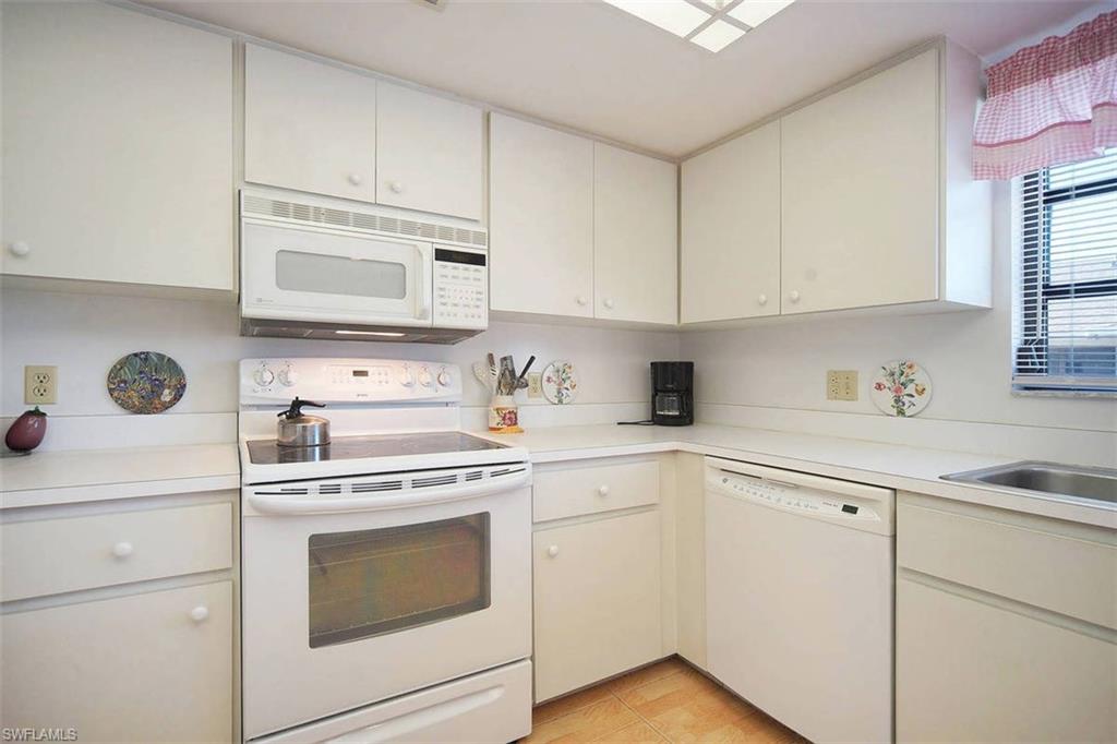 HUNTINGTON PLACE CONDO - Residential