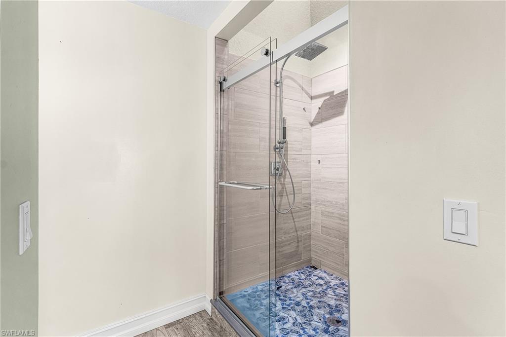 ENGLEWOOD ISLES - Residential