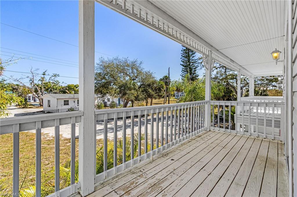 ENGLEWOOD ISLES - Residential