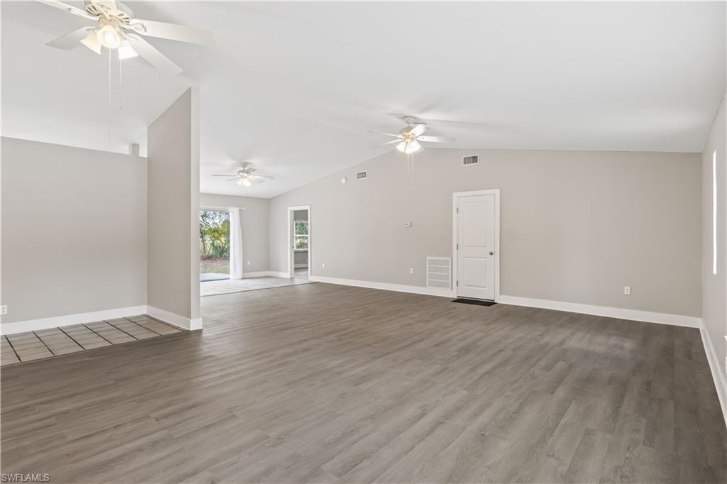 KREAMERS AVOCADO SUBD - Residential