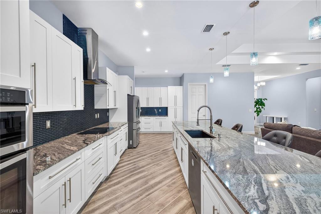 SAN CARLOS ESTATES - Residential