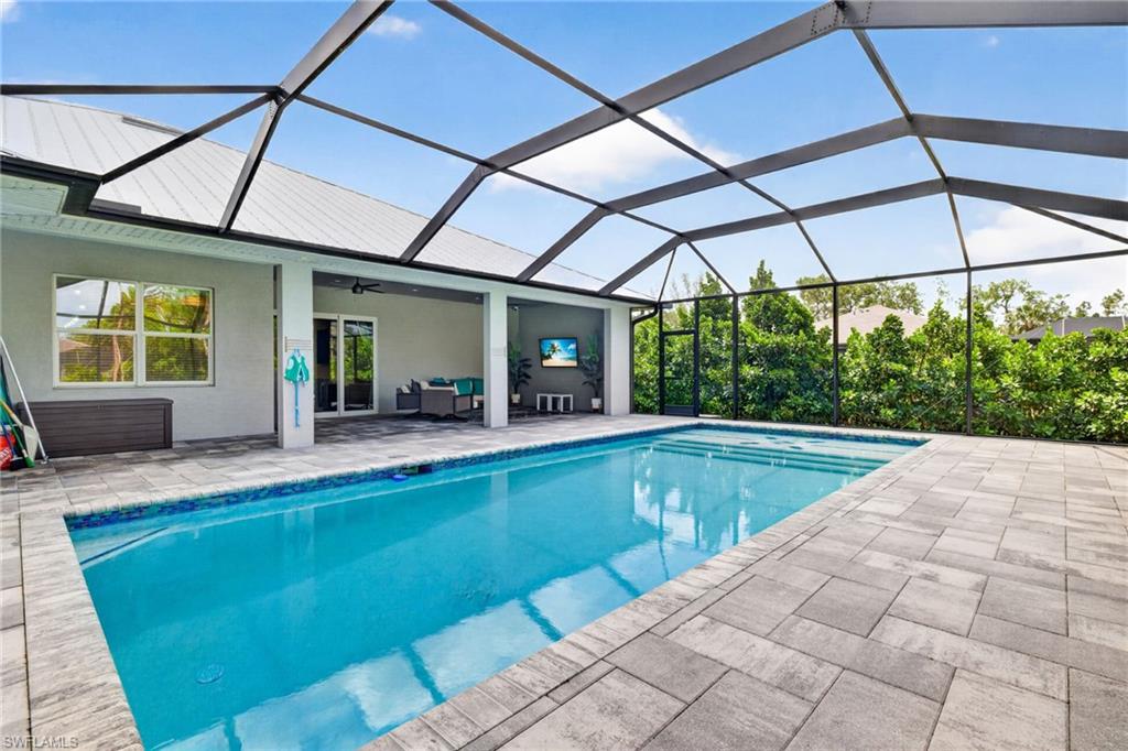 SAN CARLOS ESTATES - Residential