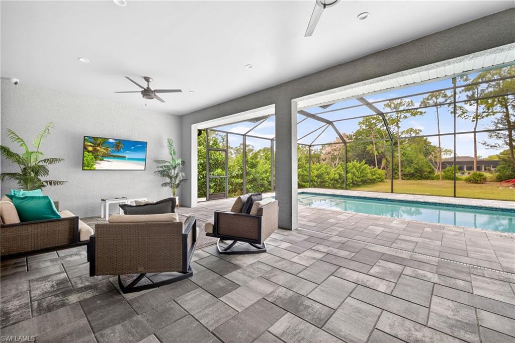 SAN CARLOS ESTATES - Residential